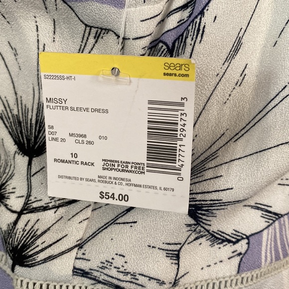 Flutter Sleeve Dress - Picture 6 of 6